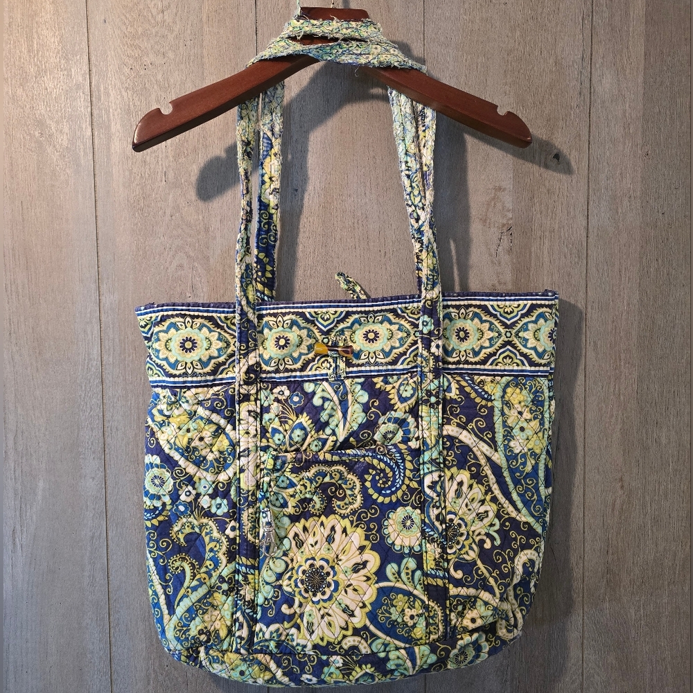 Vera Bradley Blue Floral Tote Bag Handles Are Worn See Pics